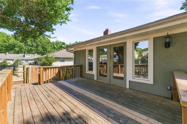 912 W 98th Street, Kansas City, MO 64114