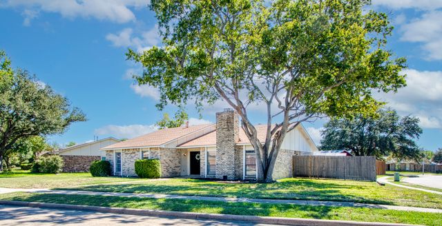 1712 California Trail, Plano, TX 75023