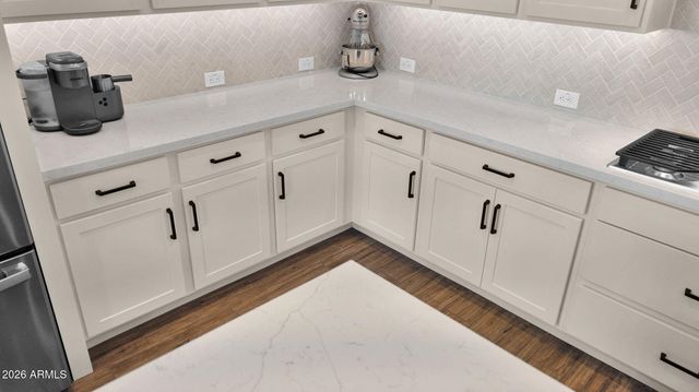 1932 W ROWEL Road, Phoenix, AZ 85085