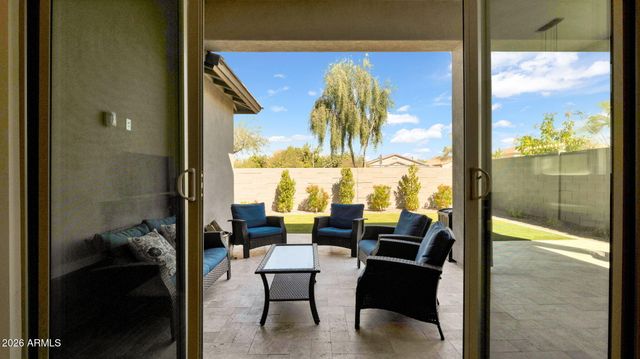 1932 W ROWEL Road, Phoenix, AZ 85085