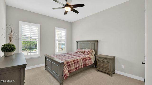 1932 W ROWEL Road, Phoenix, AZ 85085