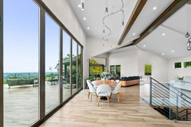 17808 Tourney Road, Los Gatos, CA 95030