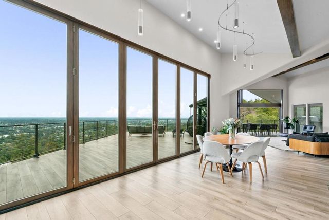 17808 Tourney Road, Los Gatos, CA 95030