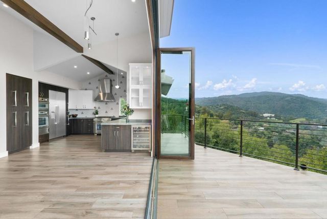 17808 Tourney Road, Los Gatos, CA 95030