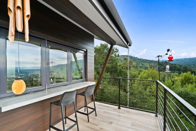 17808 Tourney Road, Los Gatos, CA 95030