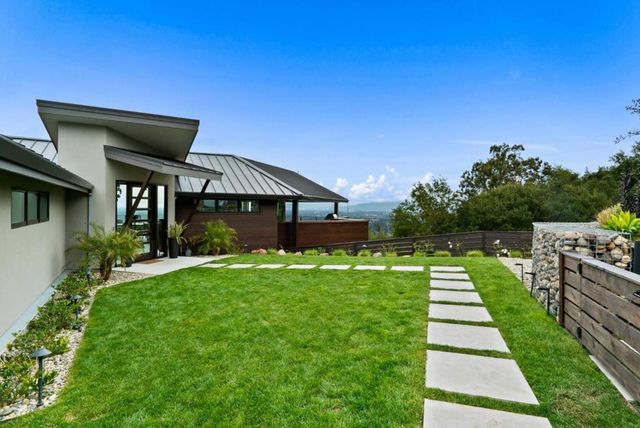17808 Tourney Road, Los Gatos, CA 95030