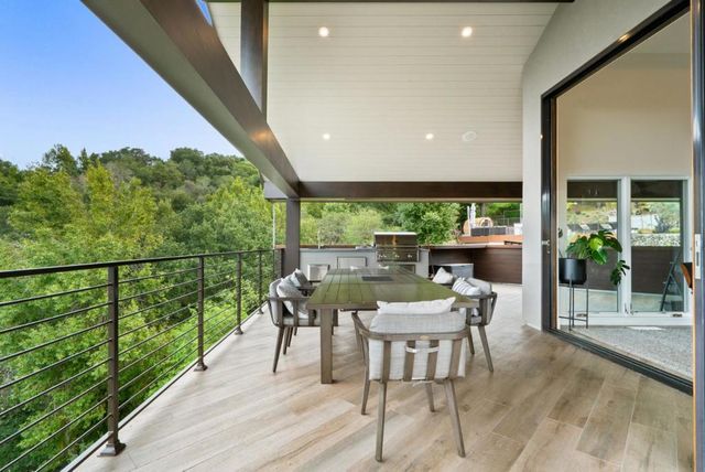 17808 Tourney Road, Los Gatos, CA 95030