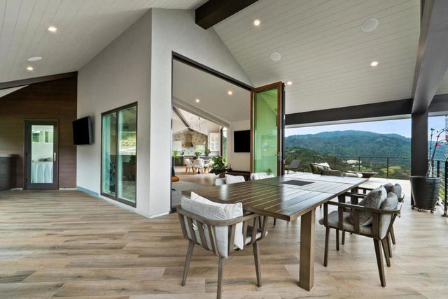 17808 Tourney Road, Los Gatos, CA 95030