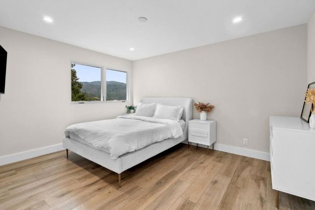 17808 Tourney Road, Los Gatos, CA 95030