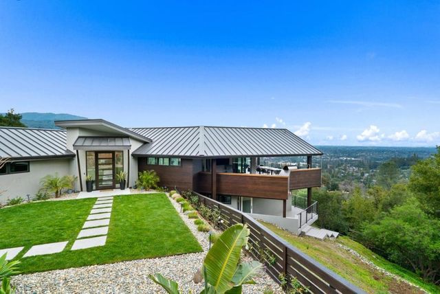 17808 Tourney Road, Los Gatos, CA 95030