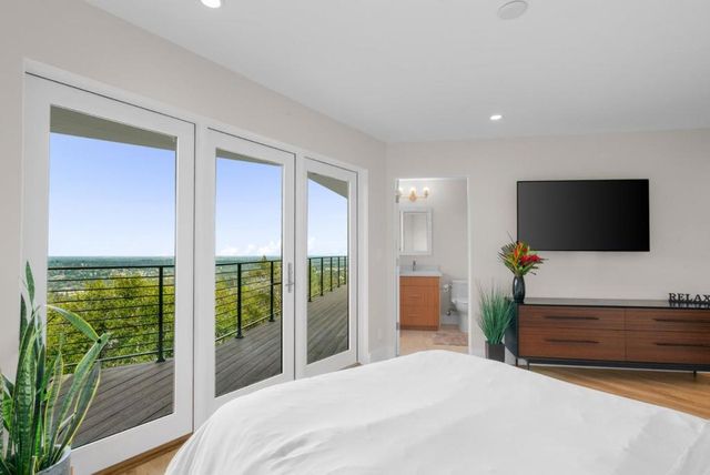 17808 Tourney Road, Los Gatos, CA 95030