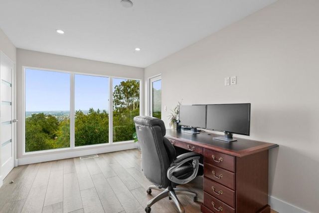 17808 Tourney Road, Los Gatos, CA 95030
