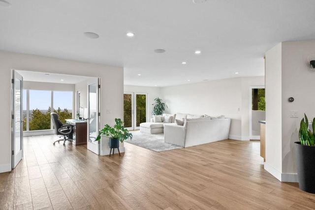17808 Tourney Road, Los Gatos, CA 95030
