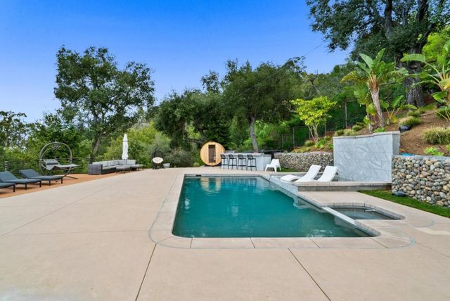 17808 Tourney Road, Los Gatos, CA 95030