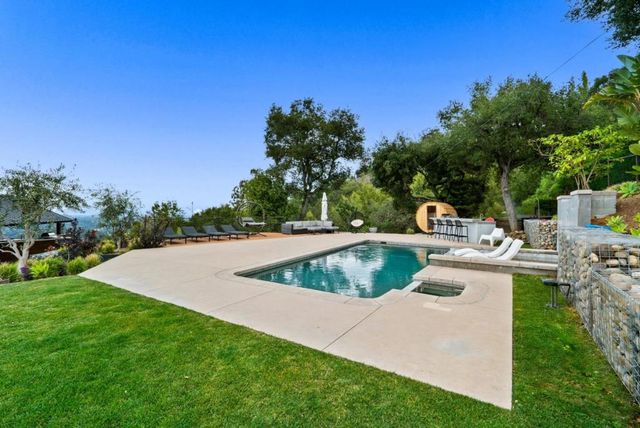 17808 Tourney Road, Los Gatos, CA 95030