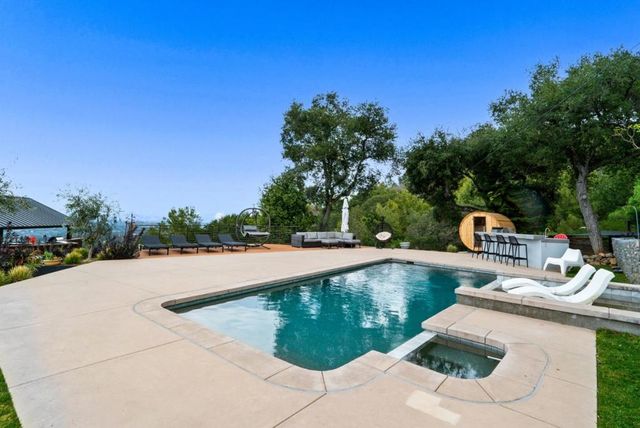 17808 Tourney Road, Los Gatos, CA 95030