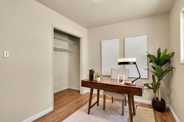 4560 Derrick Drive, San Diego, CA 92117