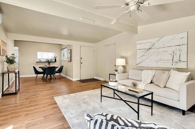 4560 Derrick Drive, San Diego, CA 92117