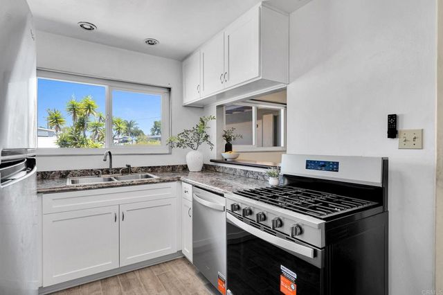 4560 Derrick Drive, San Diego, CA 92117