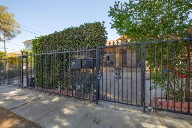 4927 Lexington, Los Angeles, CA 90029