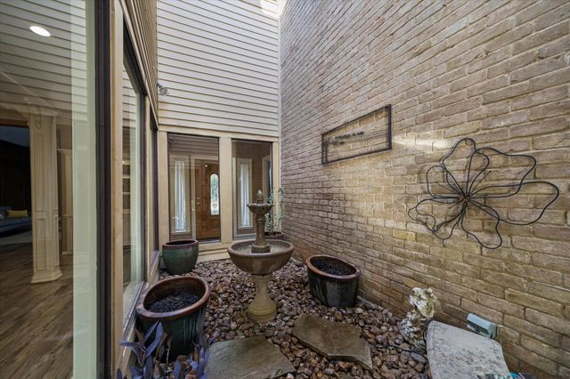 1919 Quarterpath Drive, Richmond, TX 77406