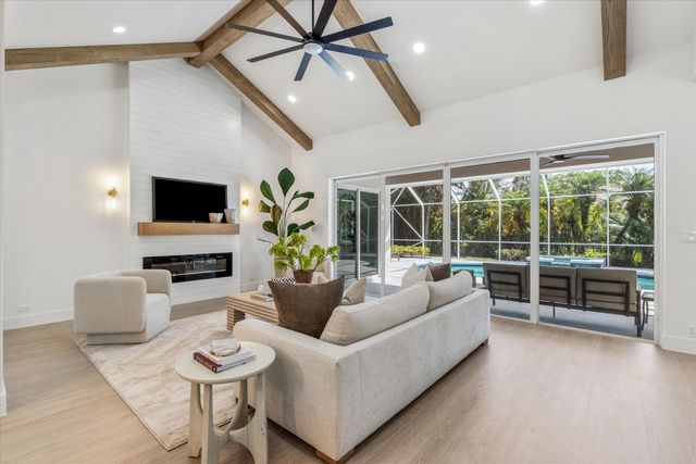 19029 SE Kokomo Lane, Jupiter, FL 33458