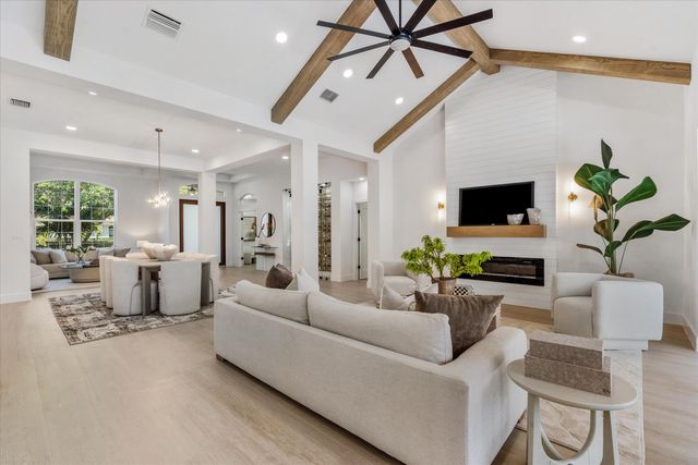 19029 SE Kokomo Lane, Jupiter, FL 33458