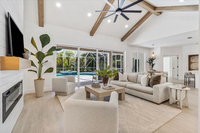 19029 SE Kokomo Lane, Jupiter, FL 33458