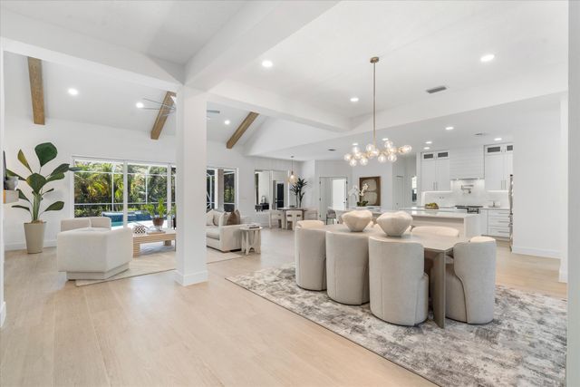 19029 SE Kokomo Lane, Jupiter, FL 33458