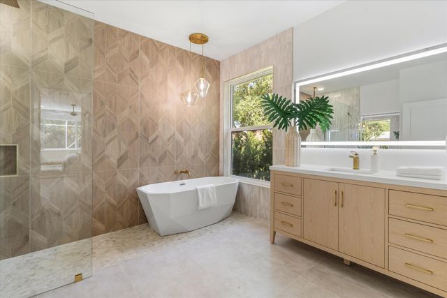 19029 SE Kokomo Lane, Jupiter, FL 33458