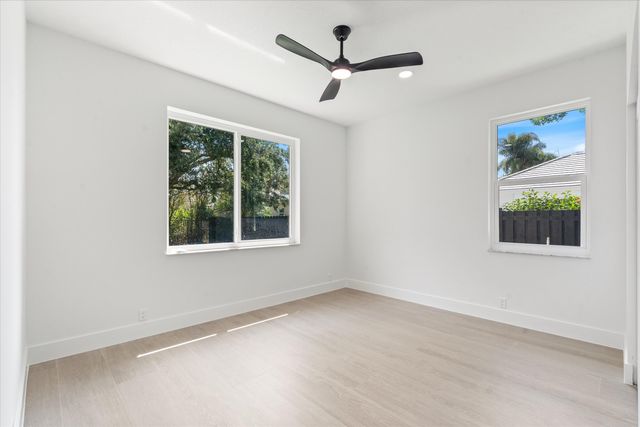 19029 SE Kokomo Lane, Jupiter, FL 33458