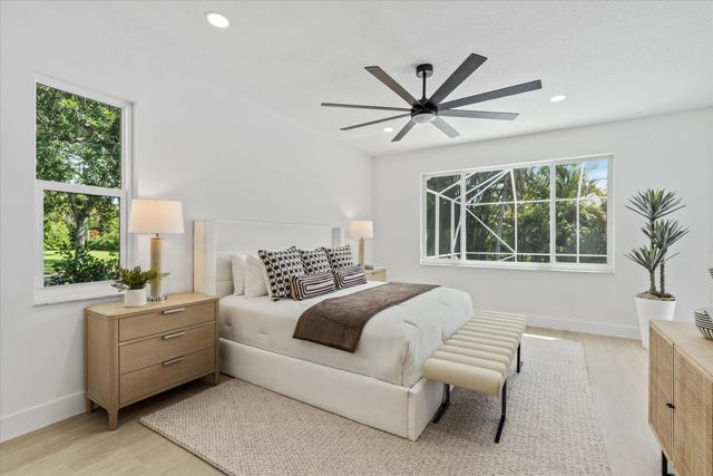19029 SE Kokomo Lane, Jupiter, FL 33458