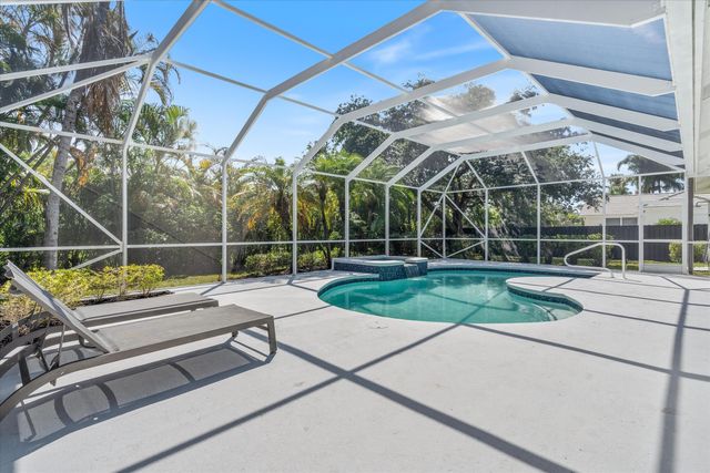 19029 SE Kokomo Lane, Jupiter, FL 33458