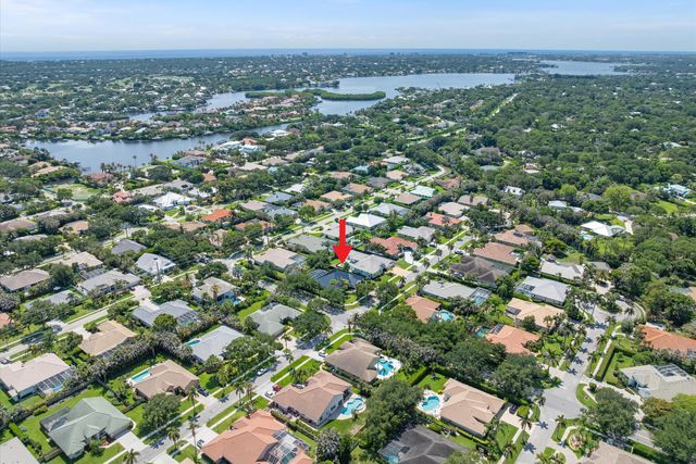 19029 SE Kokomo Lane, Jupiter, FL 33458