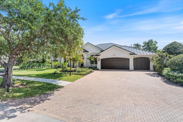 19029 SE Kokomo Lane, Jupiter, FL 33458