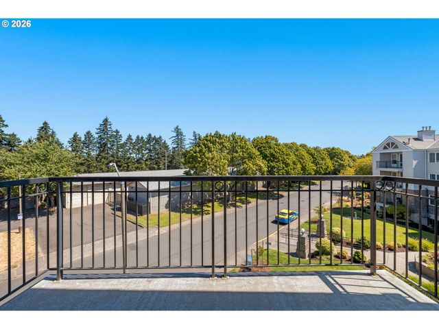 15510 Ne KNOTT St 20, Portland, OR 97230