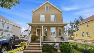 355 Burgess Pl, Clifton City, NJ 07011