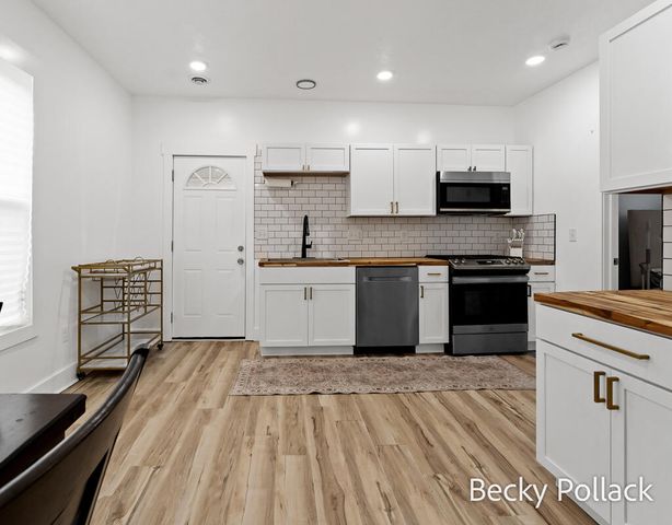 354 W 21st Street, Holland City, MI 49423
