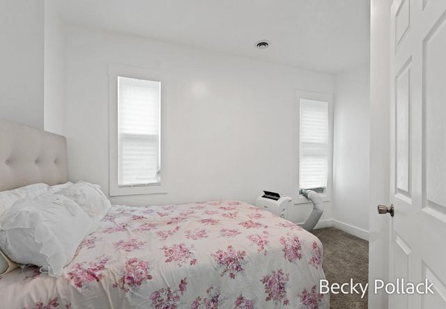354 W 21st Street, Holland City, MI 49423