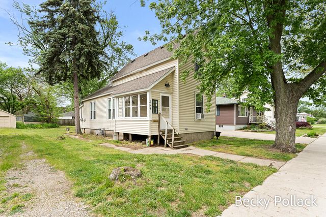 354 W 21st Street, Holland City, MI 49423