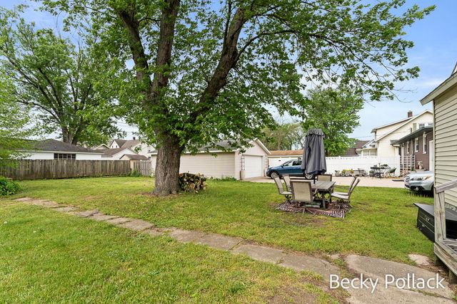 354 W 21st Street, Holland City, MI 49423