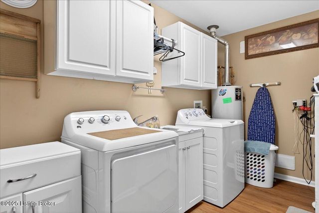 6400 Rivers End Dr, Louisville, KY 40258