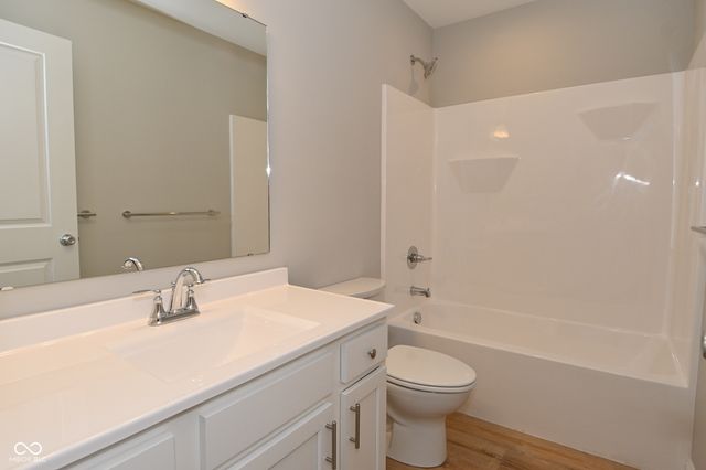 857 N Oakland Avenue, Indianapolis, IN 46201
