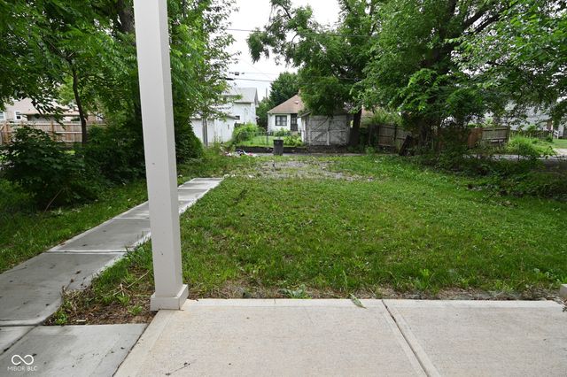 857 N Oakland Avenue, Indianapolis, IN 46201