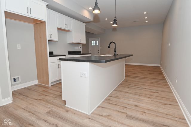 857 N Oakland Avenue, Indianapolis, IN 46201