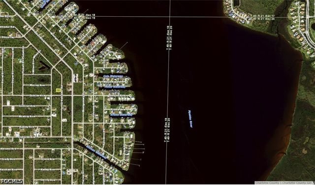 3359 El Salvador RD, Port Charlotte, FL 33981