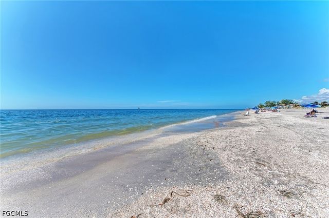 3359 El Salvador RD, Port Charlotte, FL 33981