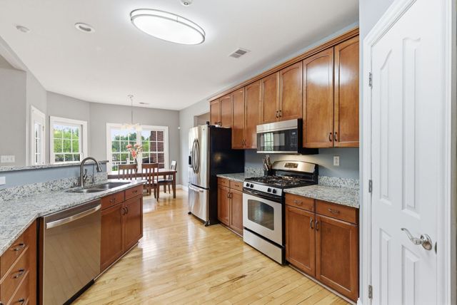 915 Country Oaks Drive, Richmond, KY 40475