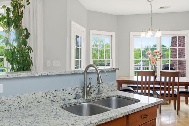 915 Country Oaks Drive, Richmond, KY 40475
