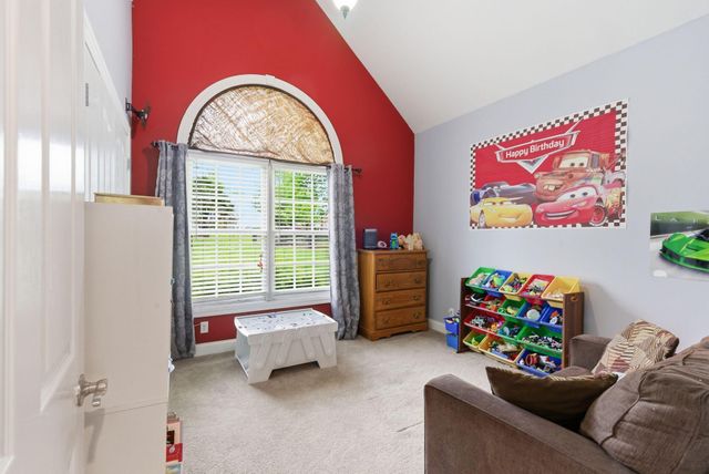 915 Country Oaks Drive, Richmond, KY 40475